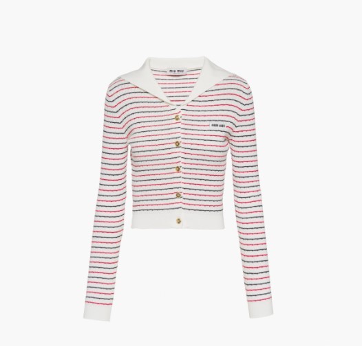 Chungha Fashion: Ethereal Styles Worth Copping to Dress Like Idol