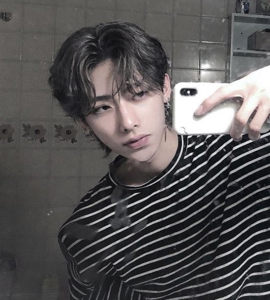 Born Flawless? ZEROBASEONE’s Ricky Leaves Netizens Speechless with Past Photos