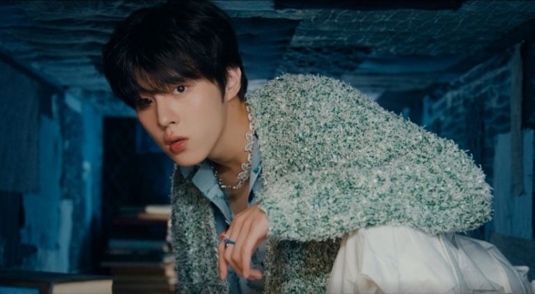 ‘Time Traveler’ KIM WOO SEOK’s Music Video Teaser for Title Song ‘Dawn’ Released