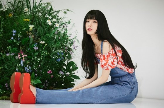 Bae Suzy Flaunts the ‘Best Denim Fit’ Ever on Her New Pictorial
