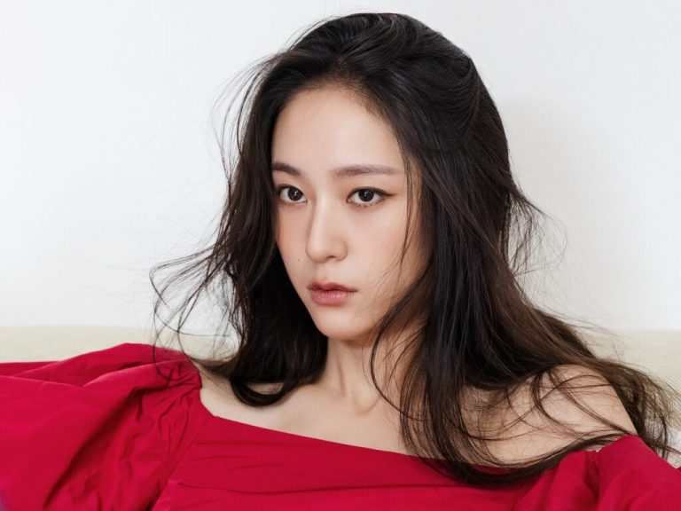 Tang Wei recalls touching memory with her mother, “It felt like sending my daughter to school”