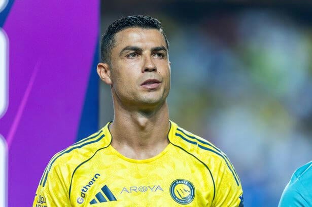 Ronaldo Talks to Himself Before Missing Free Kick in Al-Nassr’s Cup Defeat