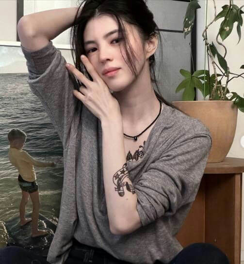 Han So Hee Flaunts New Full-Body Tattoos Again After Spending ₩20M to Remove Them