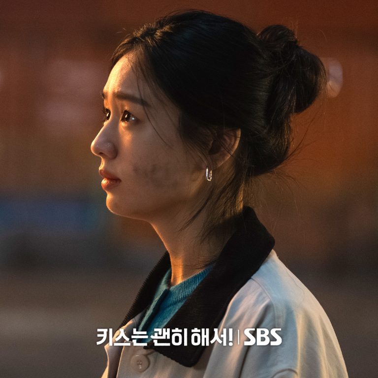 Ahn Eun Jin Dishes On Her On-Screen Romance With Jang Ki Yong In “Dynamite Kiss”