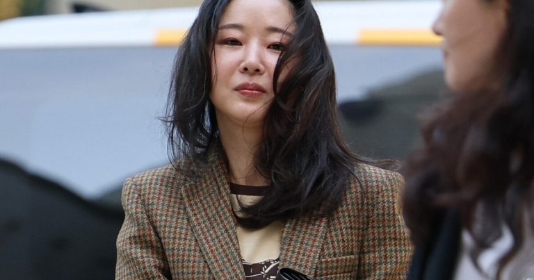 HYBE Accuses Min Hee Jin Of Coercing Employees Politically, She Hits Back With Receipts