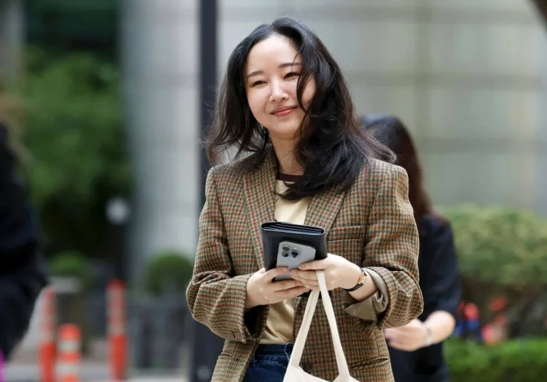 Court Reveals Min Hee-jin Ordered Staff to “Find Faults” With HYBE Artists in Internal Messages