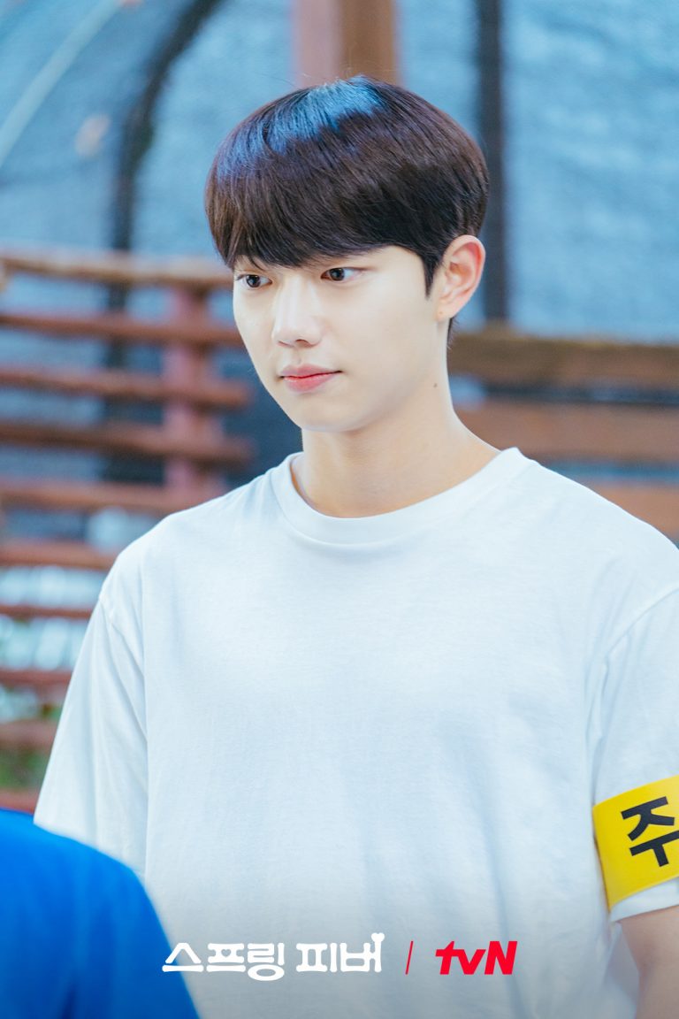 Cho Jun Young And Lee Jae In Are School Rivals Competing For The Top Spot In New Drama “Spring Fever”