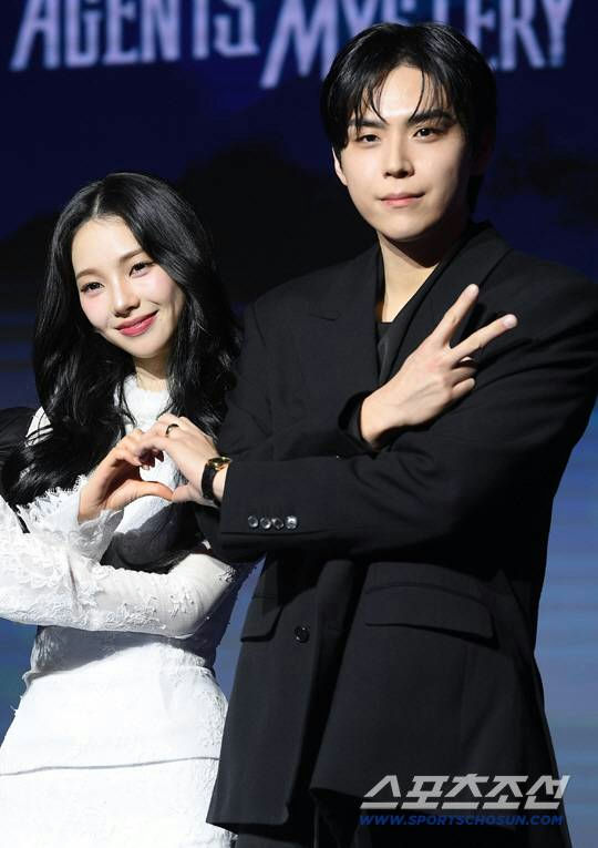 Kim Do Hoon Denies “Touching Karina’s Hand” Controversy at Mystery Investigation Team 2 Press Event