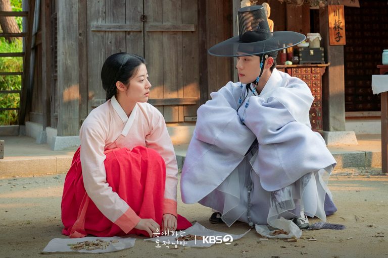 Nam Ji Hyun And Moon Sang Min Share Their Favorite Scenes And Most Memorable Lines From “To My Beloved Thief”
