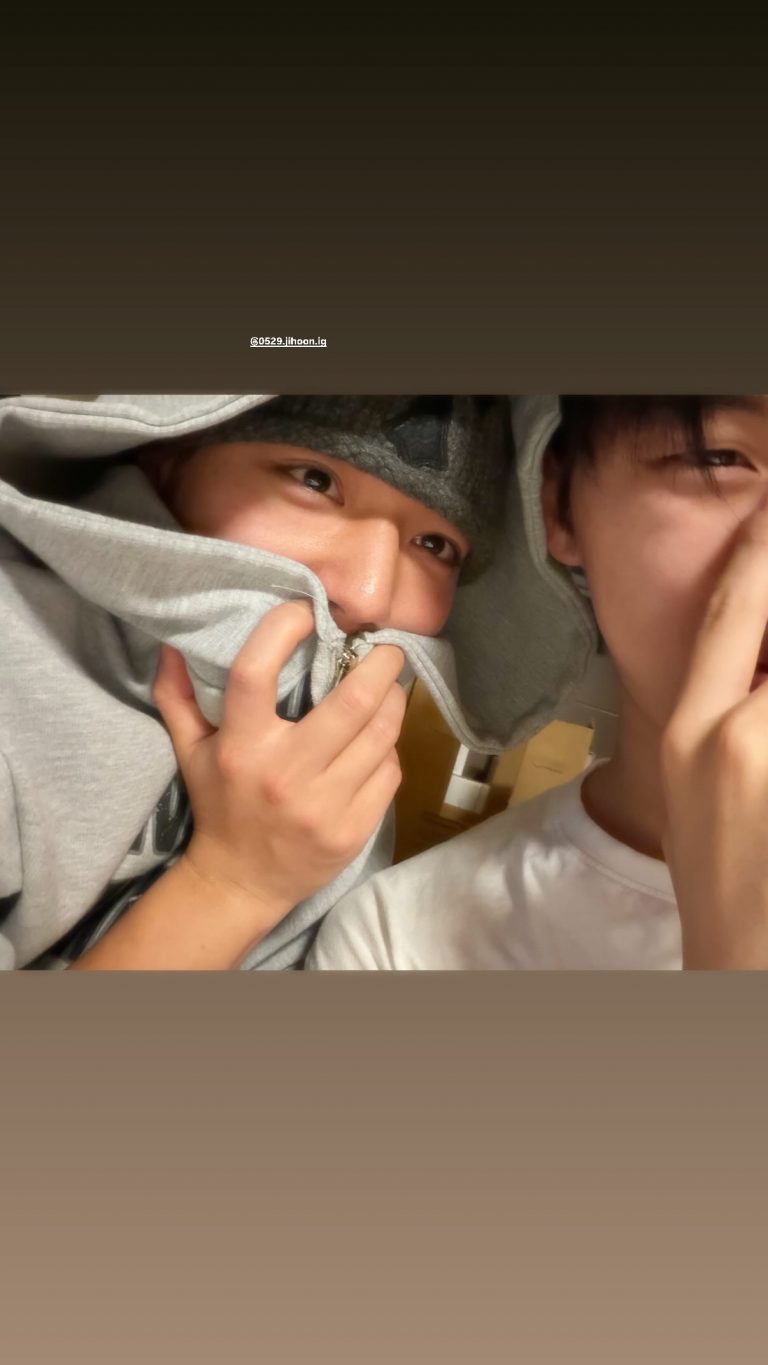 Park Ji Hoon And Choi Hyun Wook Thrill Fans By Showing Off Their Friendship