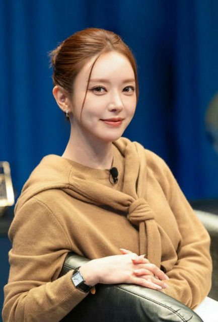 AOA’s Choa Shows Noticeably Changed Look… Returns to Terrestrial TV After 3 Years, “I’m Really, Really Happy”