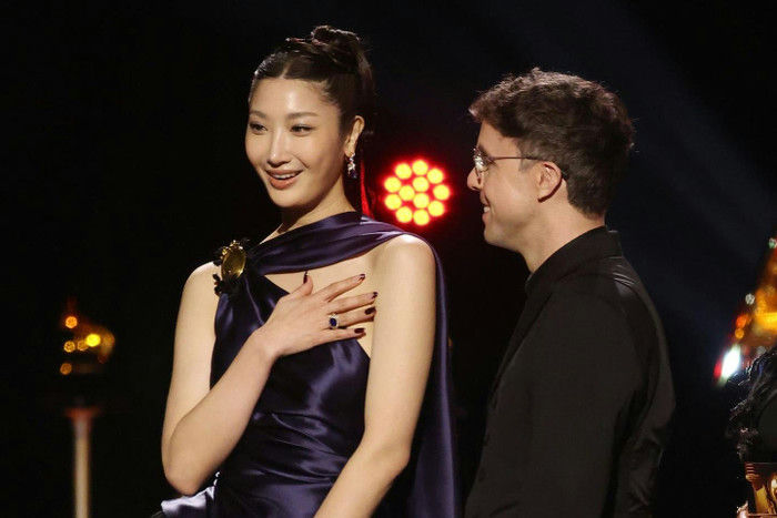 EJAE Faces Backlash Over BLACKPINK Album