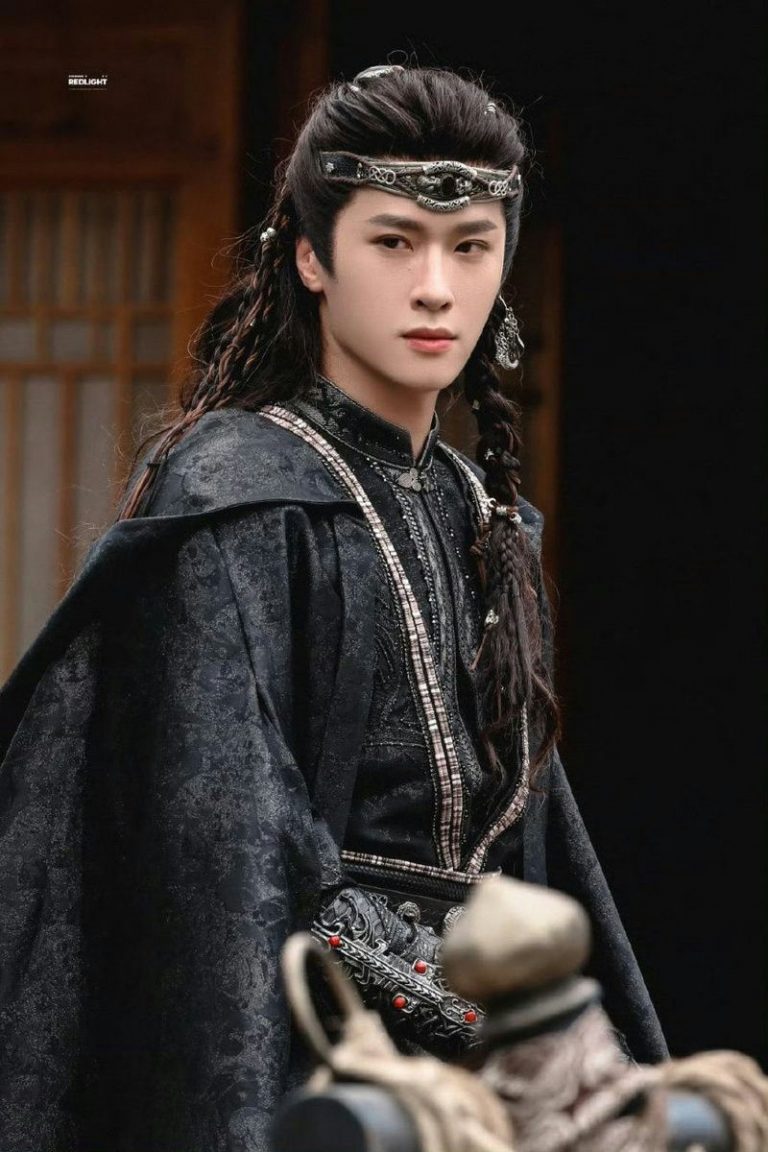 Rumors of “Blacklist” on 11 Chinese Actors Spark Confusion Online