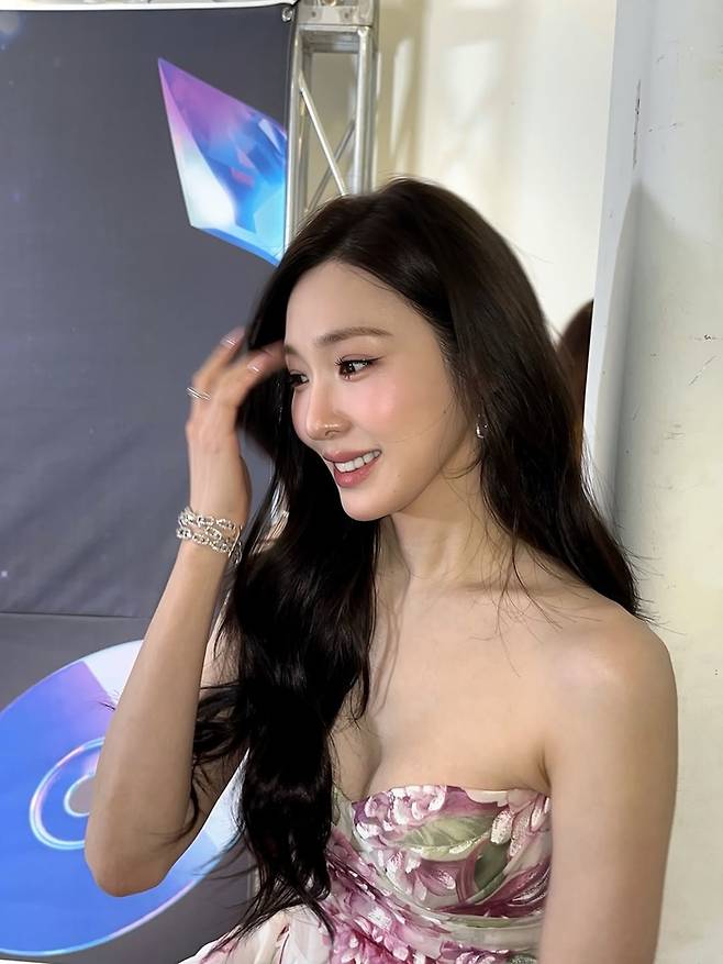 Tiffany Spotted Wearing Ring on Left Hand… Attention Grows After Registering Marriage With Byun Yo Han