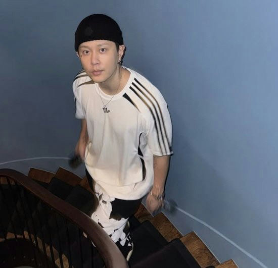 Yong Junhyung Announces Contract Termination: “I Endured for Years, But Trust Is Broken”