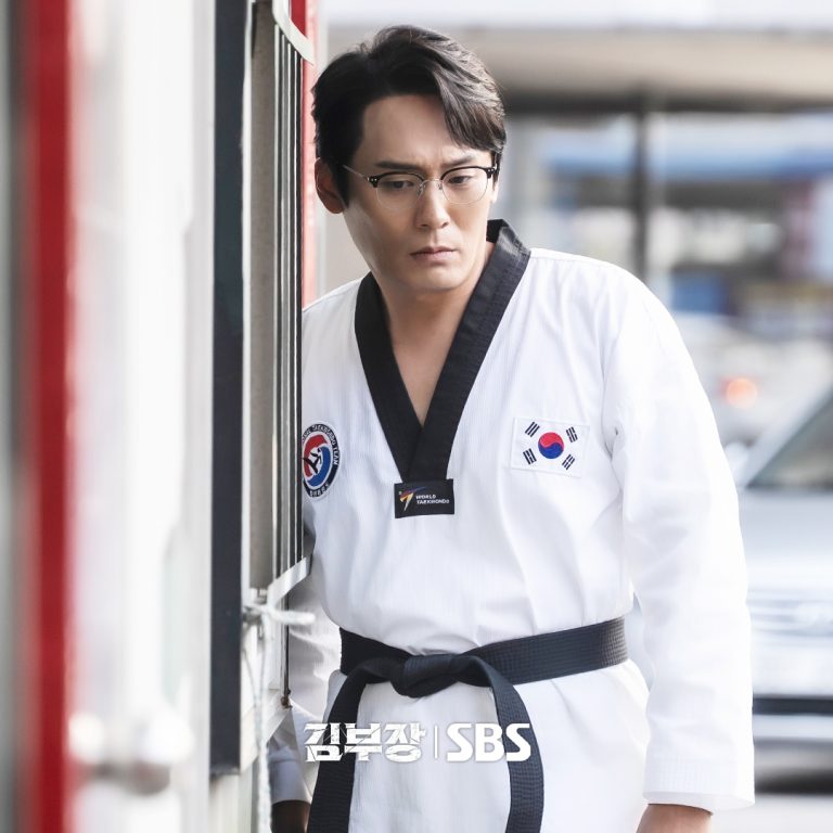 Choi Dae Hoon And Yoon Kyung Ho Are On Edge Moments Before Their Meeting In New Drama “Agent Kim Reactivated”