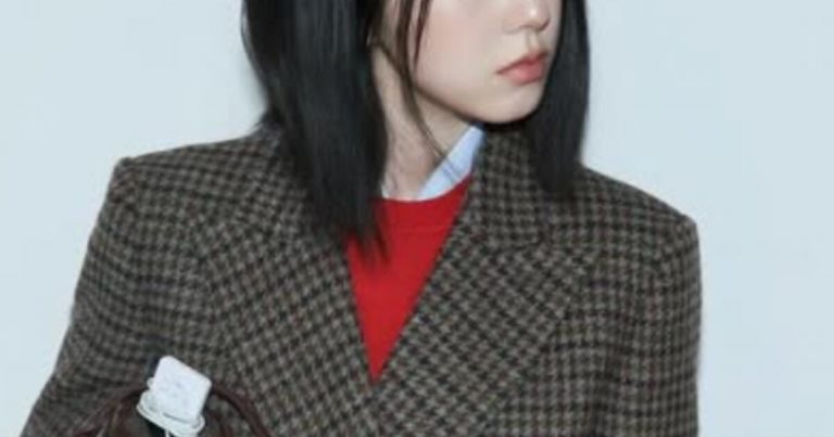 Controversial Actress Makes New Update, Sparks Speculation On Returning To The Industry